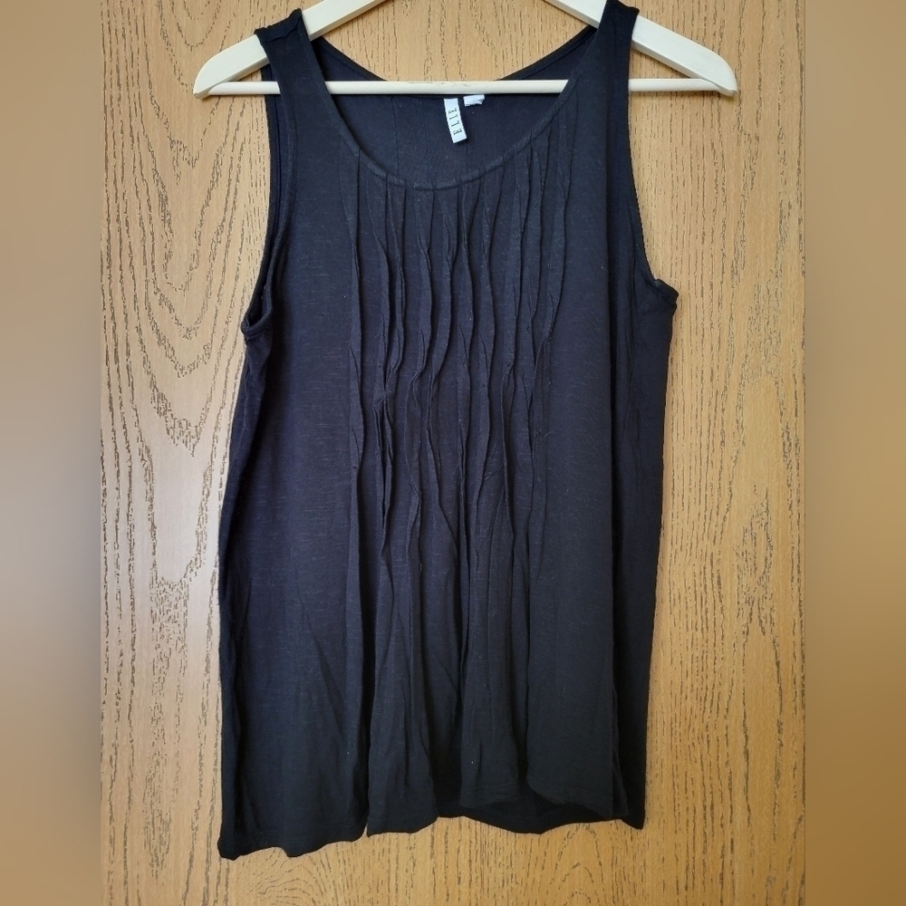 Elle black pleated detail tank top M?